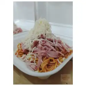 Espaguetis de jamón miniatura 1